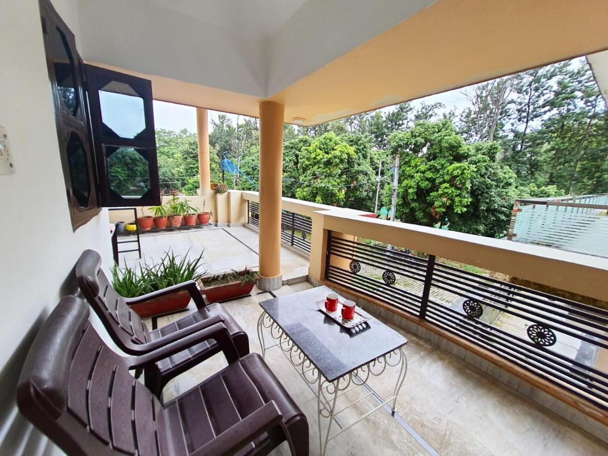 Nature View Homestay Dehradun Zewnętrze zdjęcie